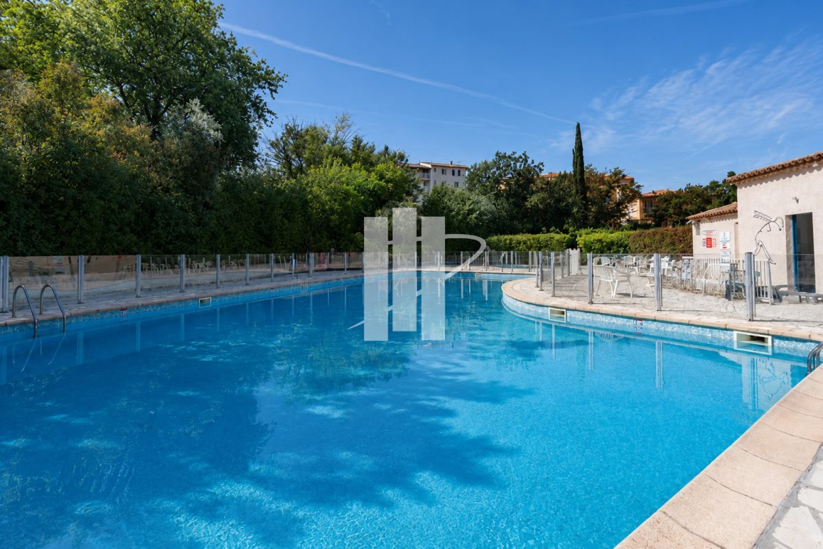 Appartement à vendre, 80m², Fréjus