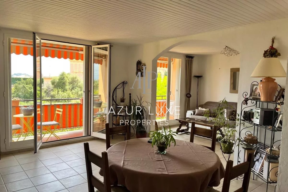 Appartement à vendre, 81m², Beaulieu-sur-Mer