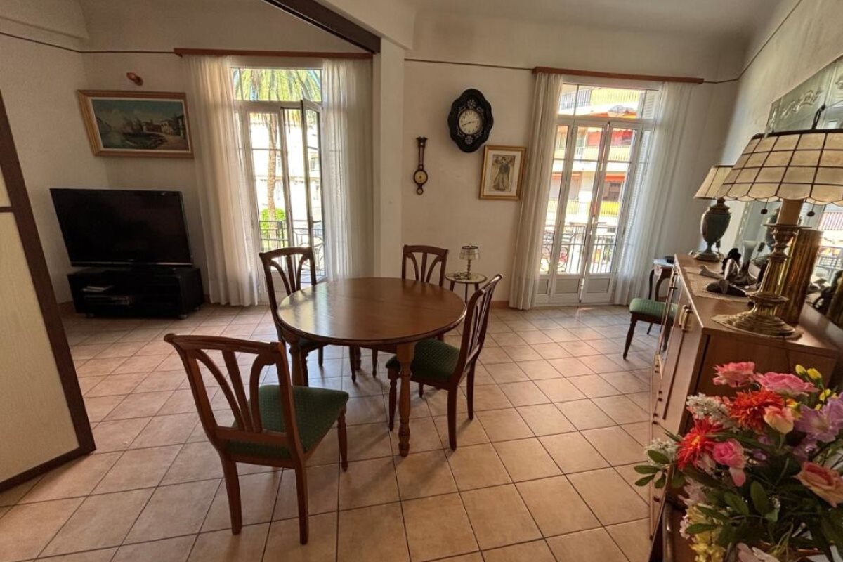 Appartement à vendre, 81m², Menton