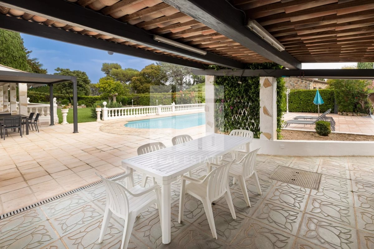 Maison à vendre, 223m², Mougins