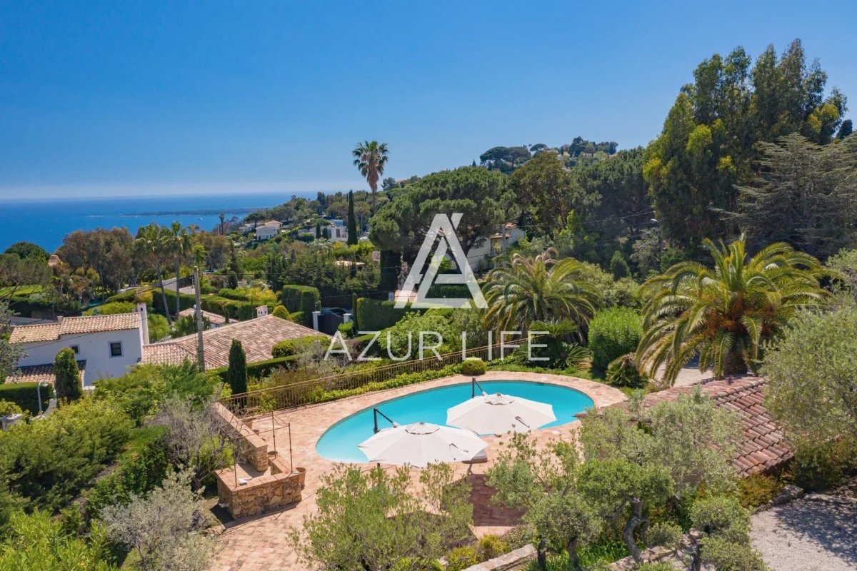 Maison à louer, 250m², Vallauris