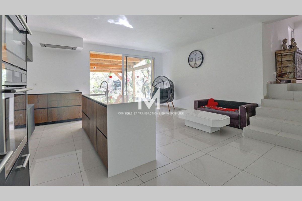 Maison à vendre, NaNm², Fréjus