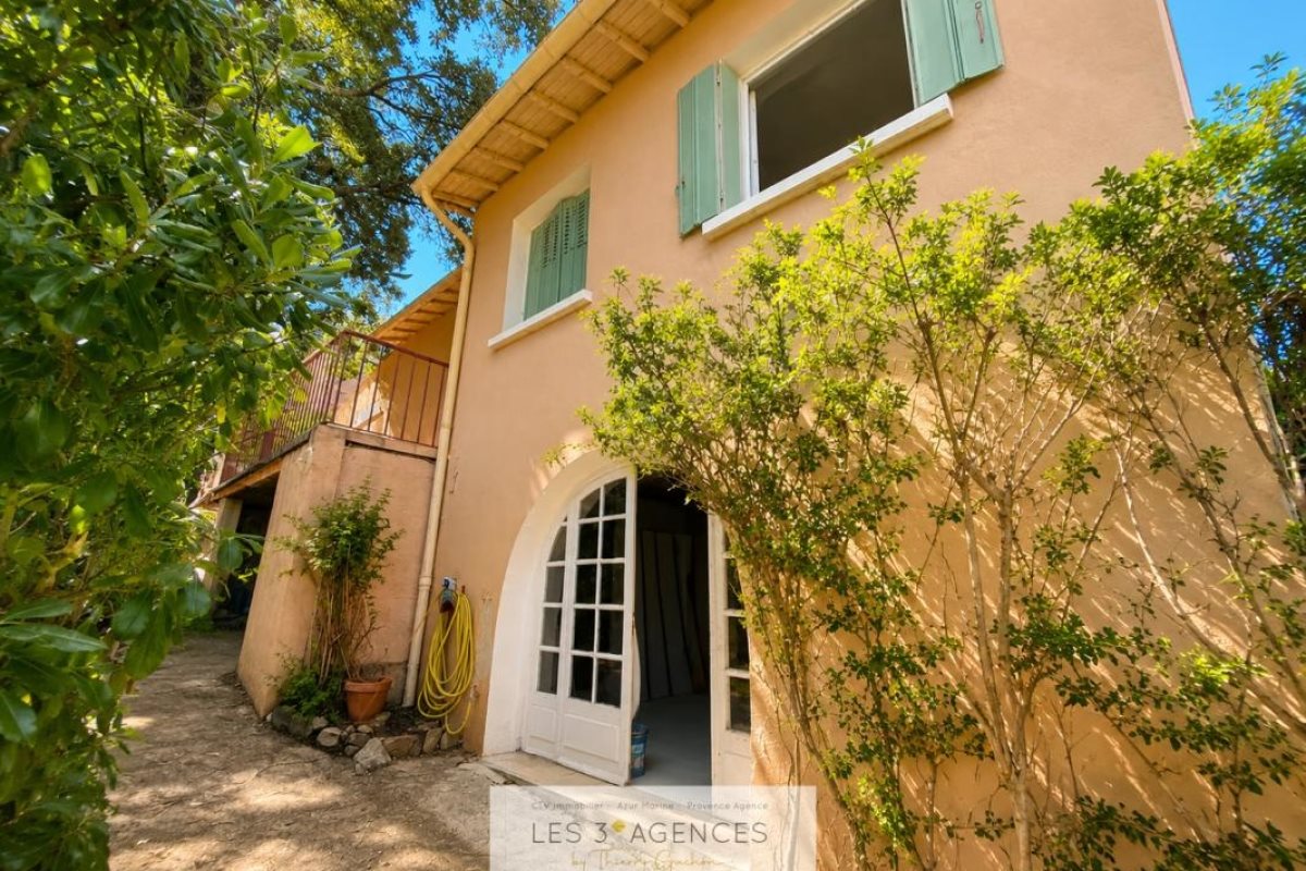 Maison à vendre, 107m², Cogolin