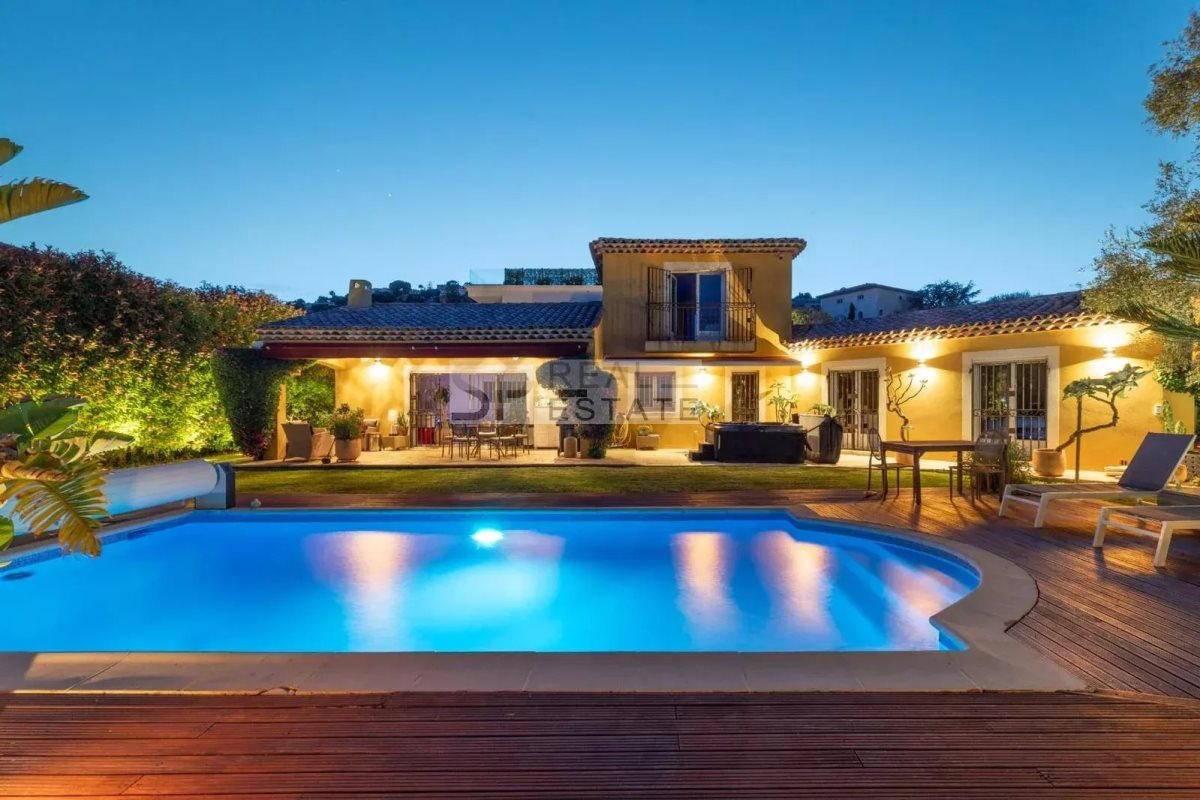 Maison à vendre, 150m², Vallauris