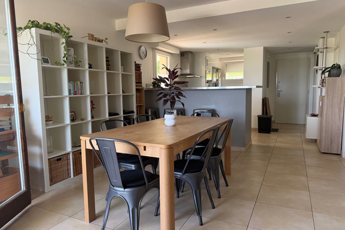 Appartement à louer, 97m², La Gaude