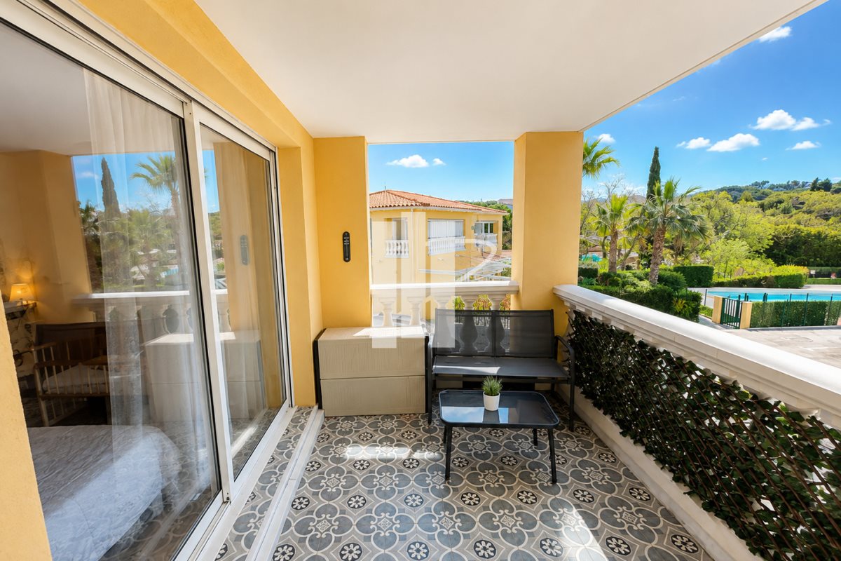 Appartement à vendre, 63m², Fréjus