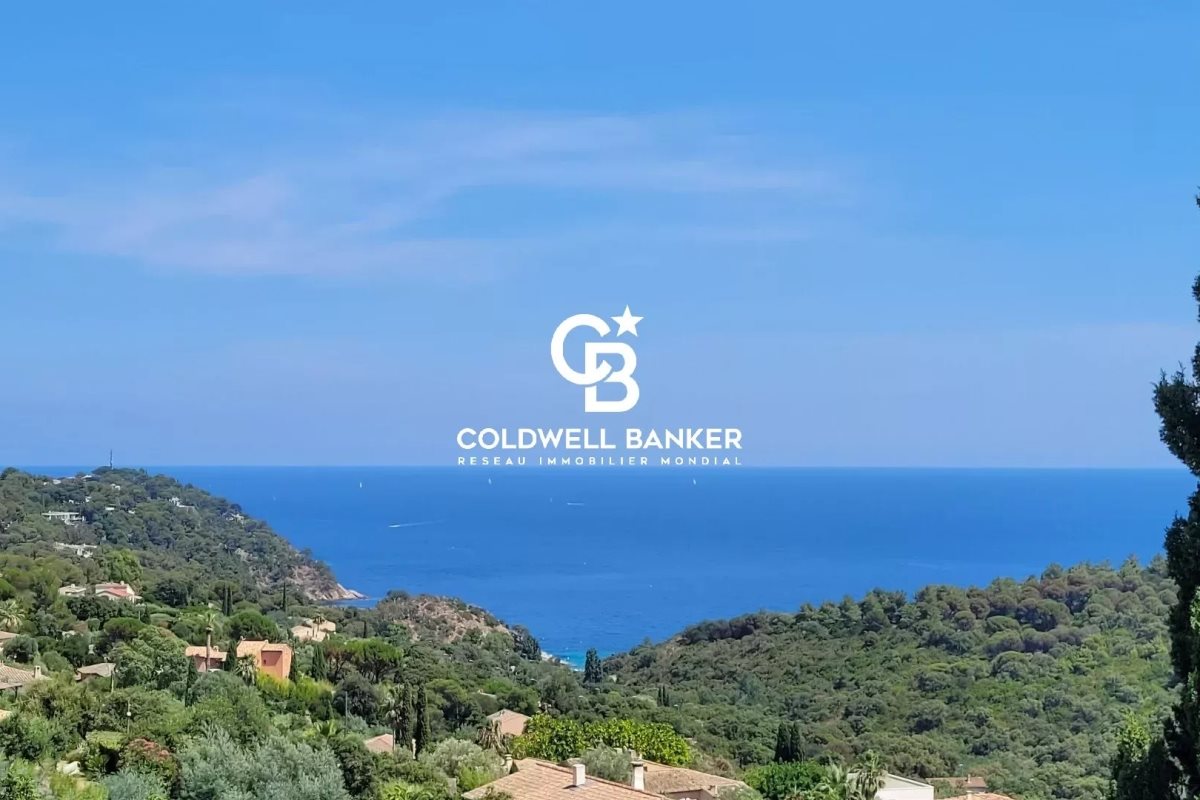 Maison à vendre, 185m², Cavalaire-sur-Mer