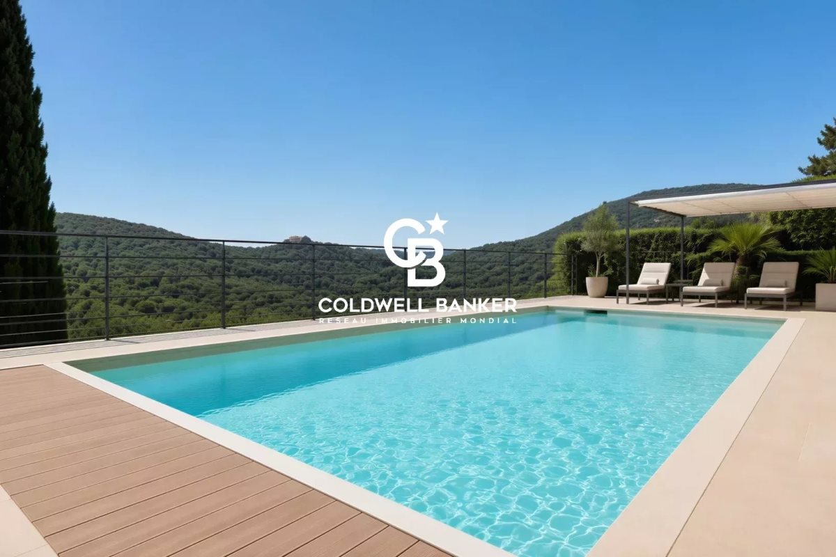 Maison à vendre, 185m², Cavalaire-sur-Mer