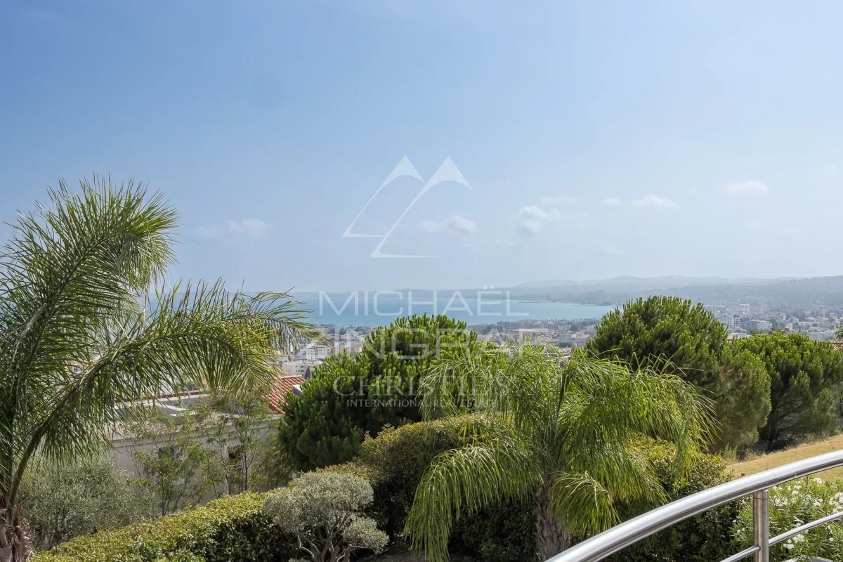Maison à vendre, 373m², Saint-Laurent-du-Var