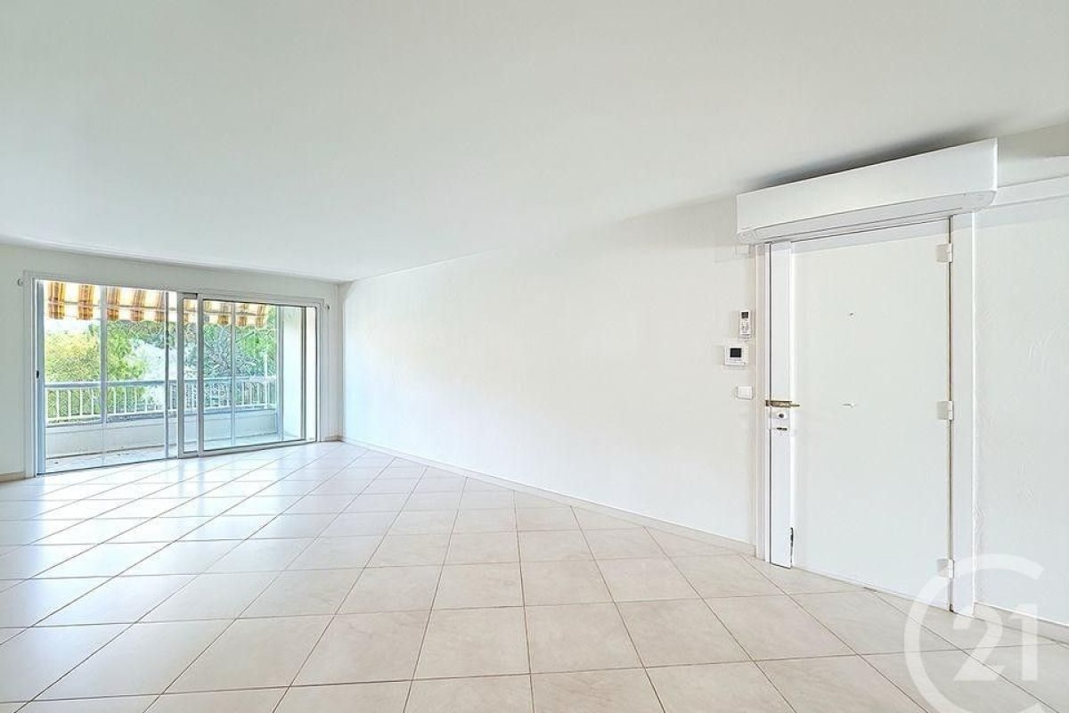 Appartement à vendre, 76m², Mandelieu-la-Napoule