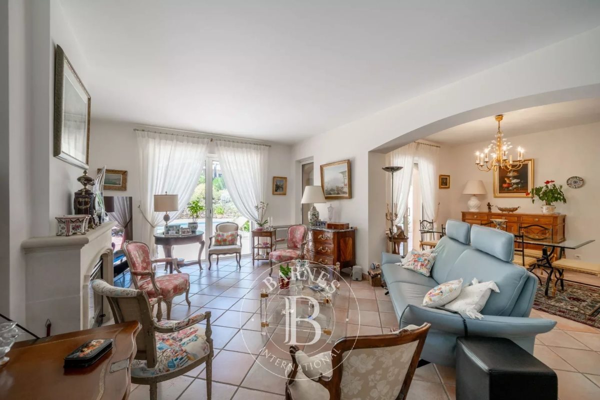 Maison à vendre, 220m², Saint-Raphaël