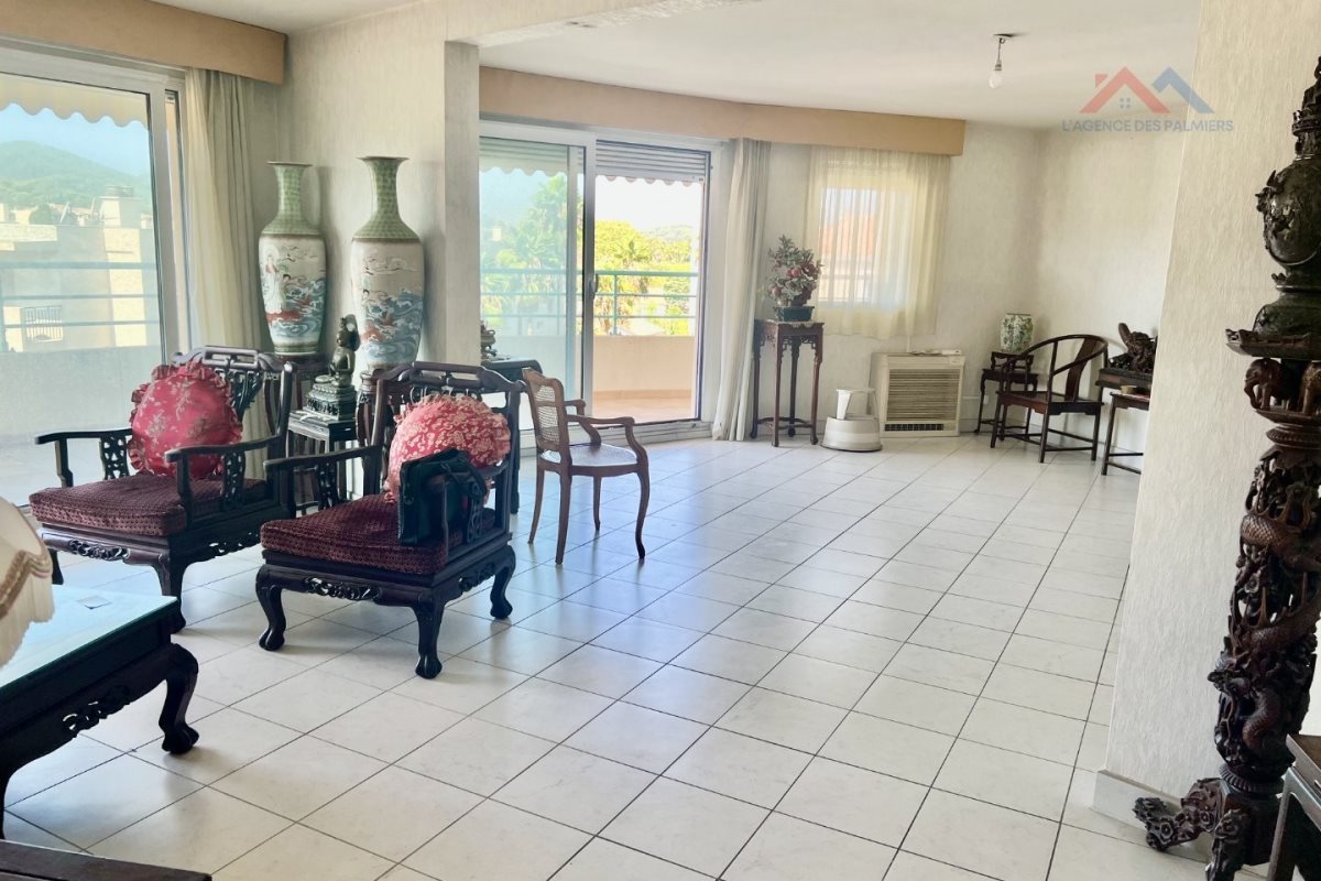 Appartement à vendre, 106m², Hyères