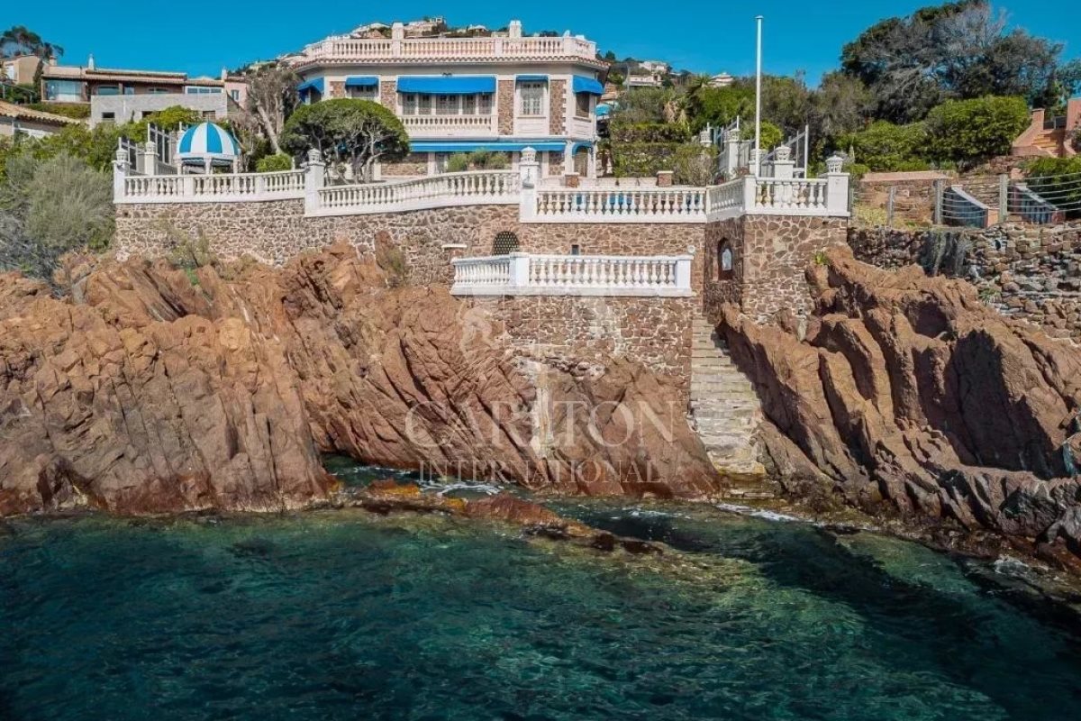 Maison à vendre, 262m², Saint-Raphaël