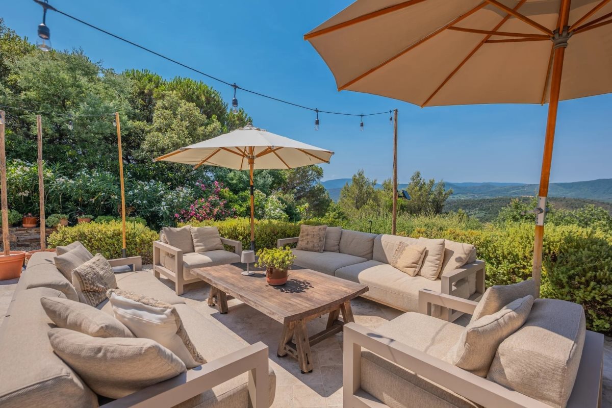 Maison à vendre, 1700m², Grimaud