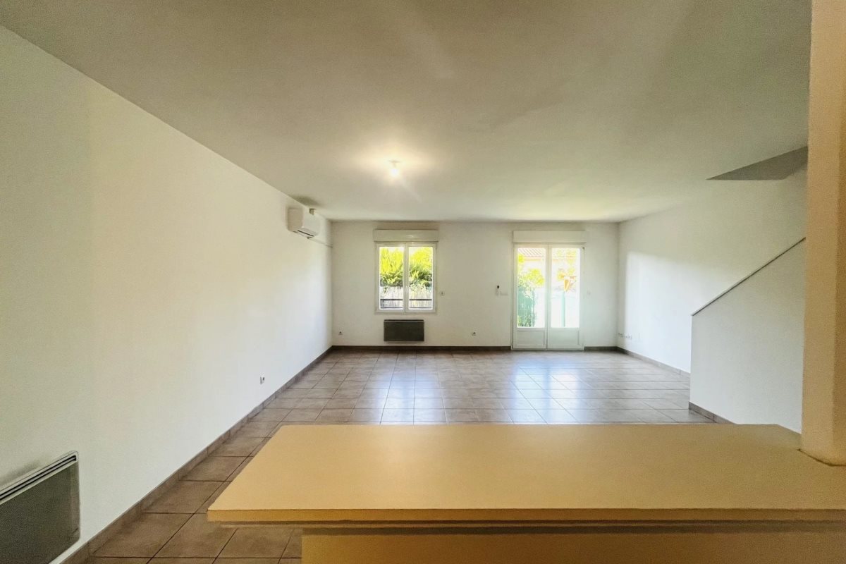 Appartement à louer, 90m², Arles