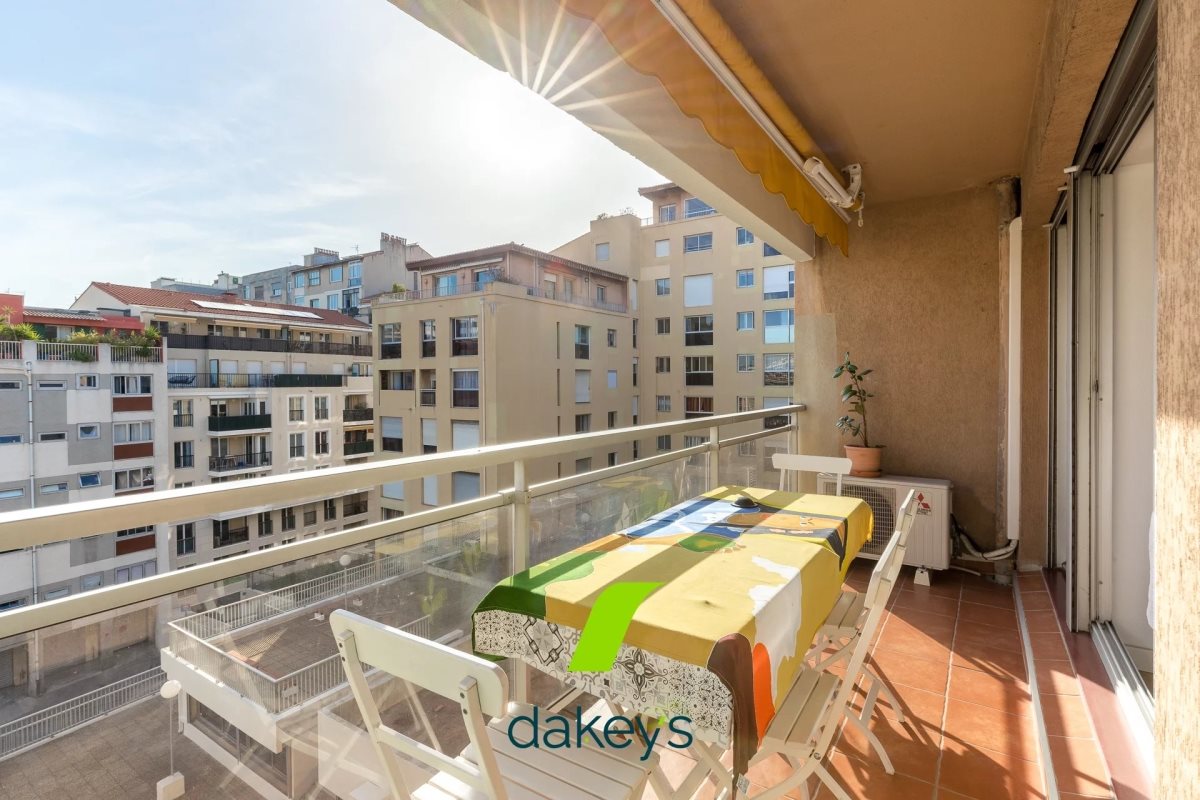 Appartement à louer, 40m², Marseille 7ème