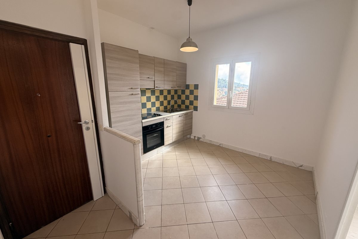 Appartement à louer, 37m², La Turbie