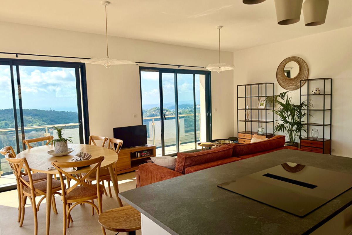 Maison à louer, 150m², Saint-Jeannet