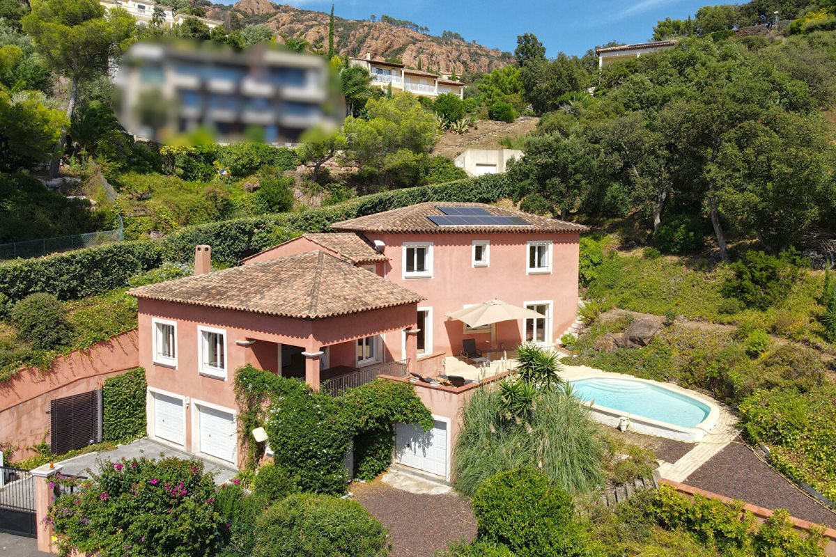 Maison à vendre, 195m², Saint-Raphaël