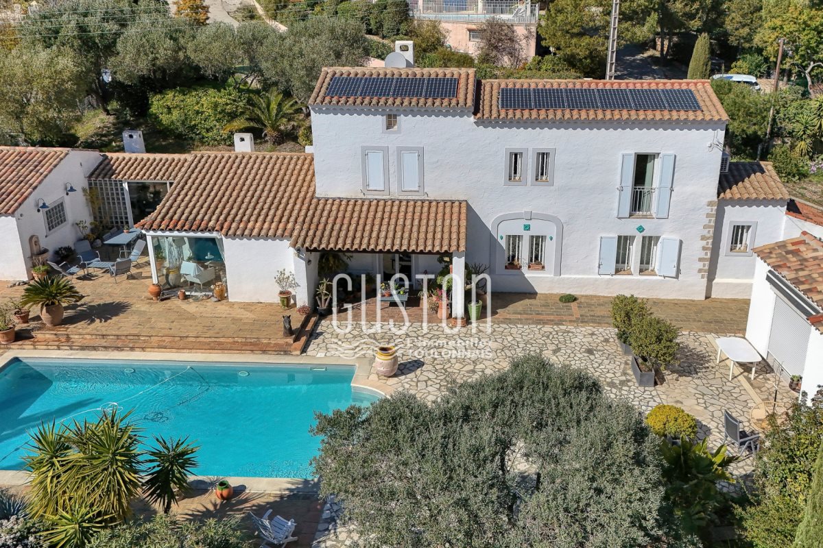 Maison à vendre, 240m², Bandol