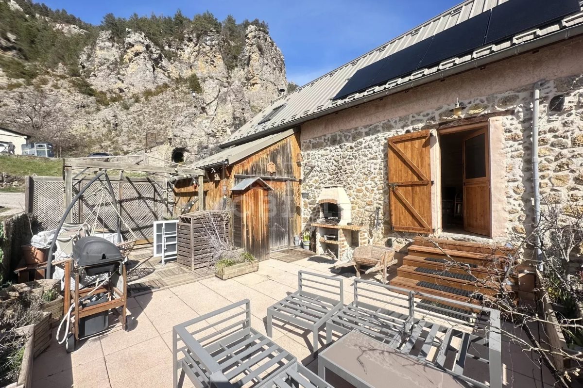 Maison à vendre, 160m², Guillaumes