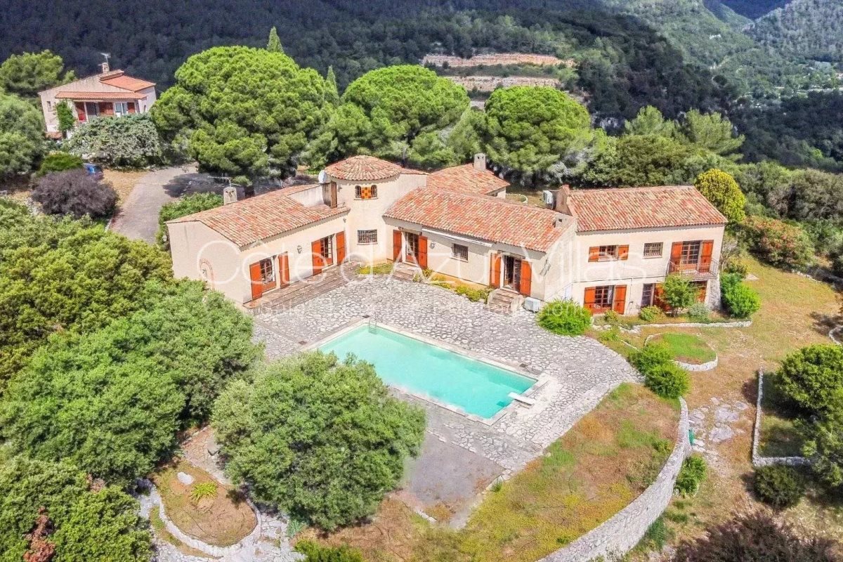 Maison à vendre, 446m², Roquefort-les-Pins