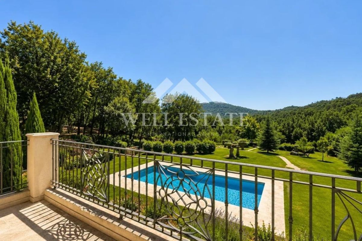 Maison à vendre, 765m², La Garde-Freinet