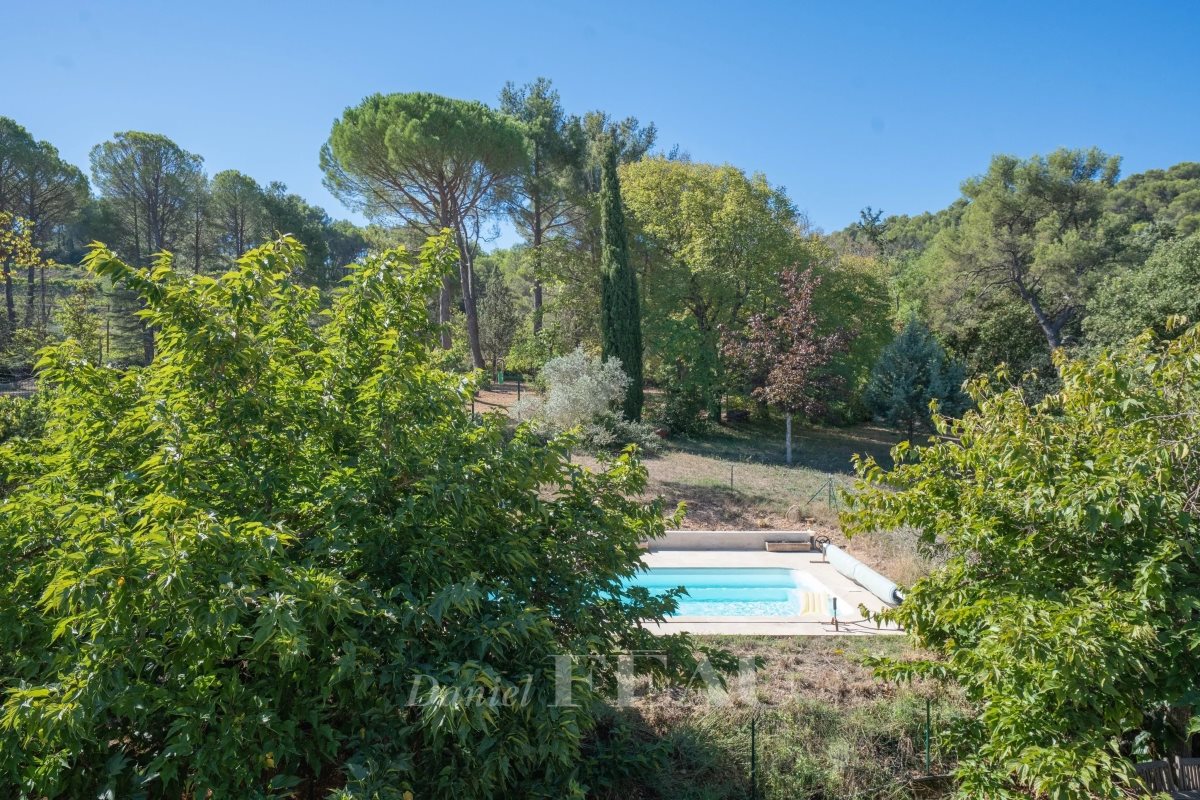 Maison à vendre, 235m², Meyreuil