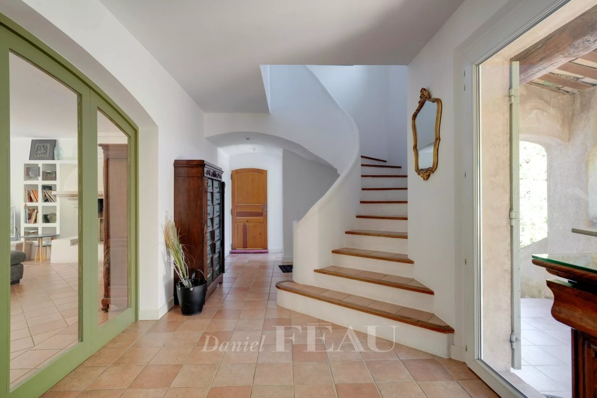 Maison à vendre, 235m², Meyreuil