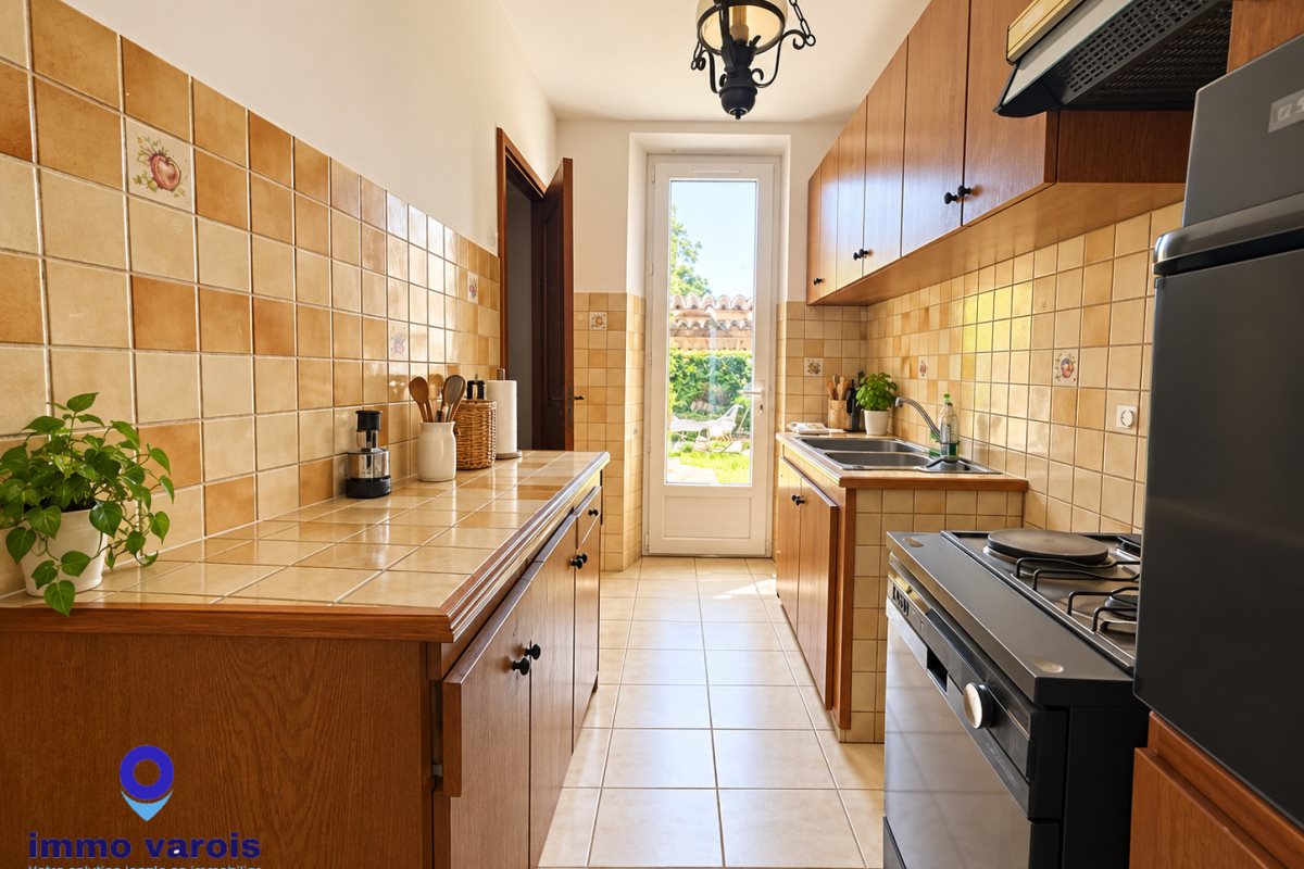 Appartement à vendre, 130m², Cuers