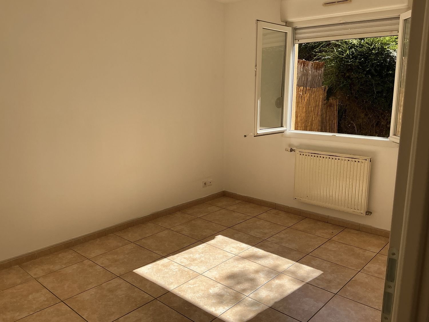 Maison à louer, 80m², Chamarandes-Choignes