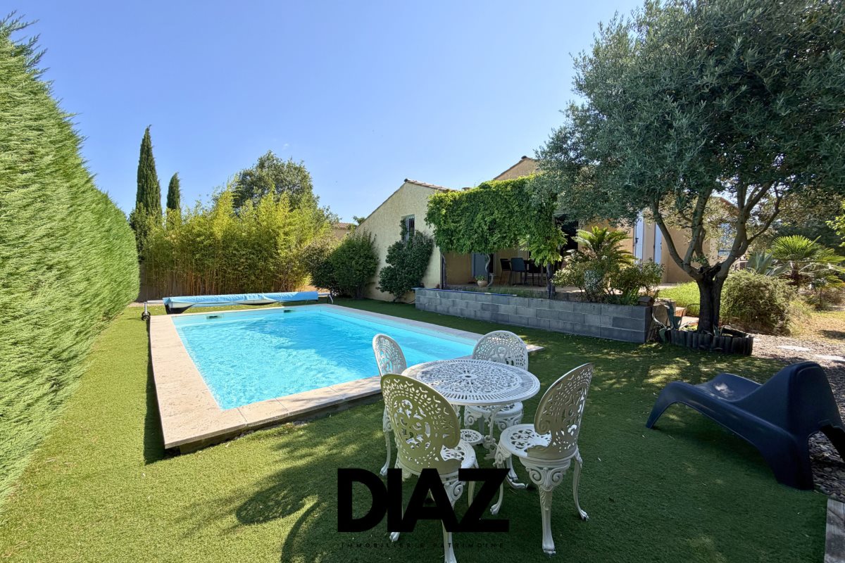 Maison à vendre, 120m², Saint-Chaptes