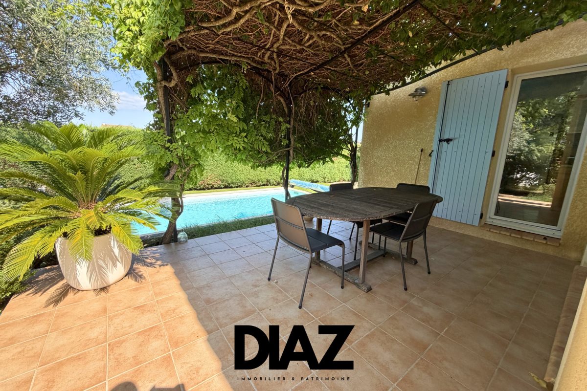 Maison à vendre, 120m², Saint-Chaptes