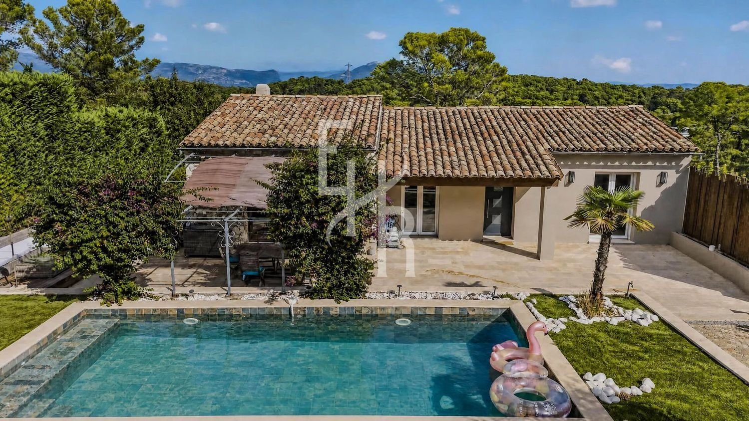 Maison à vendre, 180m², Mougins