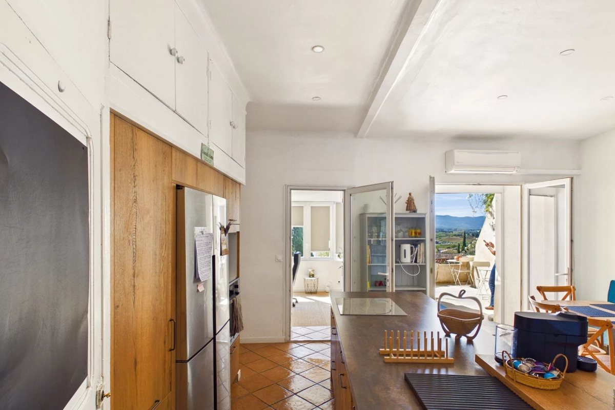 Maison à vendre, 174m², Pourrières
