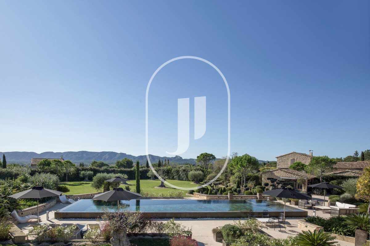 Maison à vendre, 409m², Saint-Rémy-de-Provence