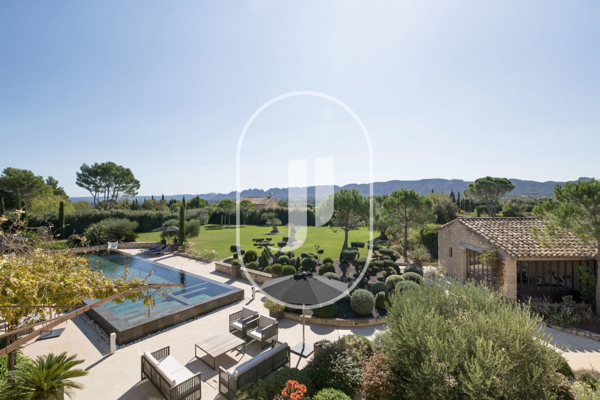 Maison à vendre, 409m², Saint-Rémy-de-Provence