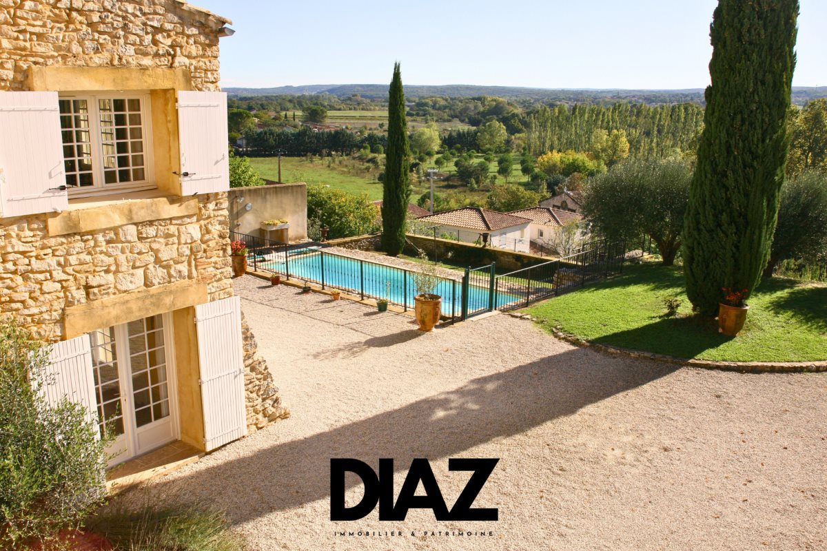 Maison à vendre, 613m², La Rouvière