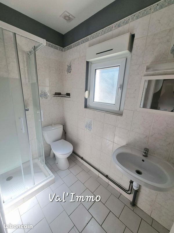 Maison à louer, 51m², Wassy