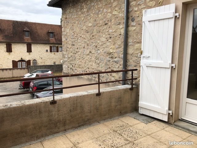Appartement à louer, 71m², Puybrun