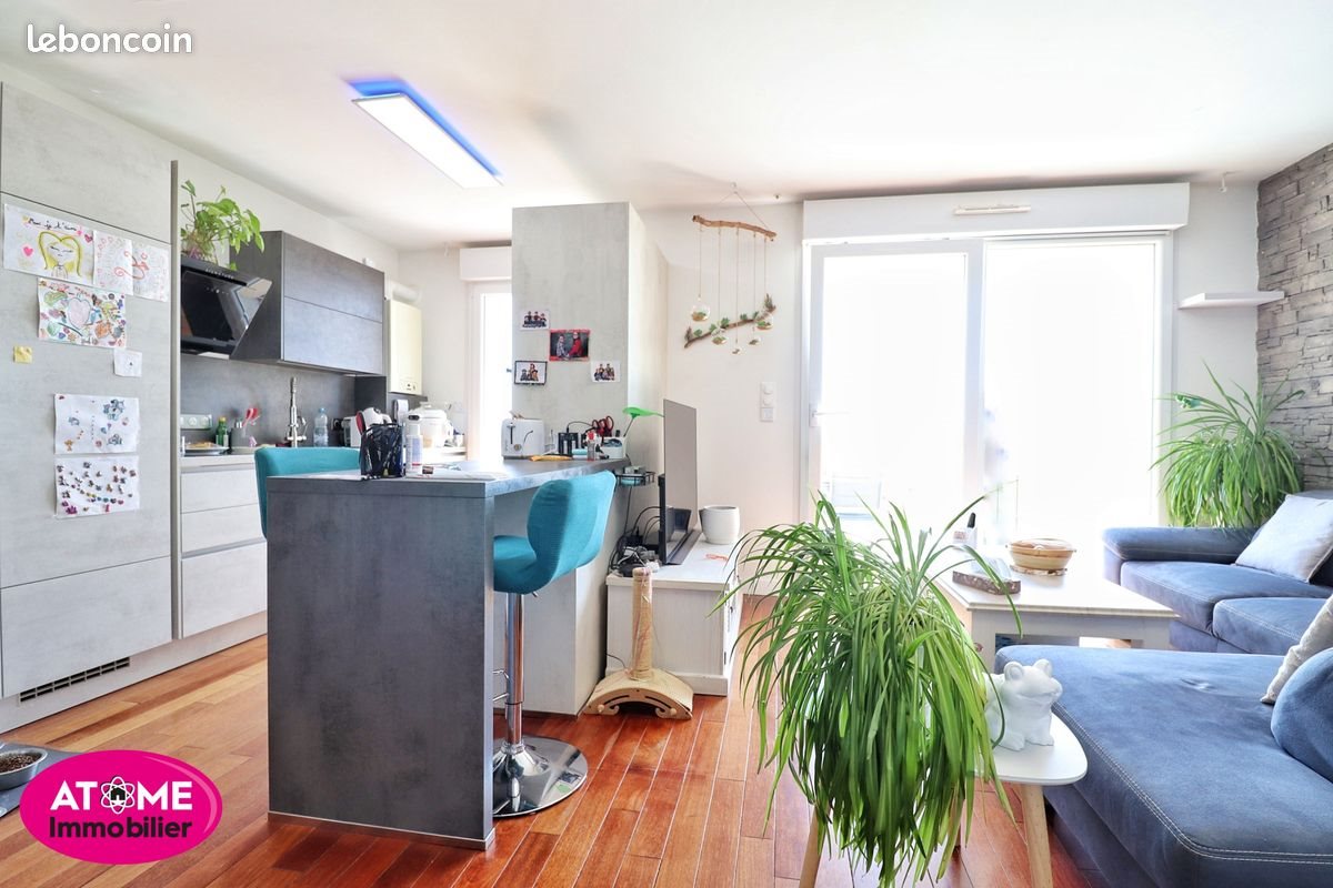 Appartement à vendre, 68m², Saint-Privat-la-Montagne