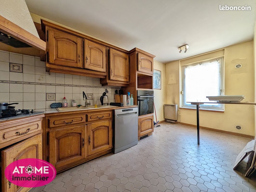 Maison à vendre, 170m², Avril
