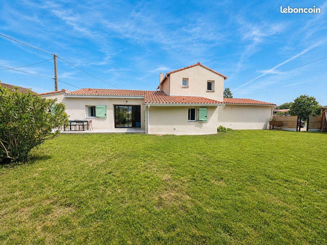 Maison à vendre, 133m², Le Landreau