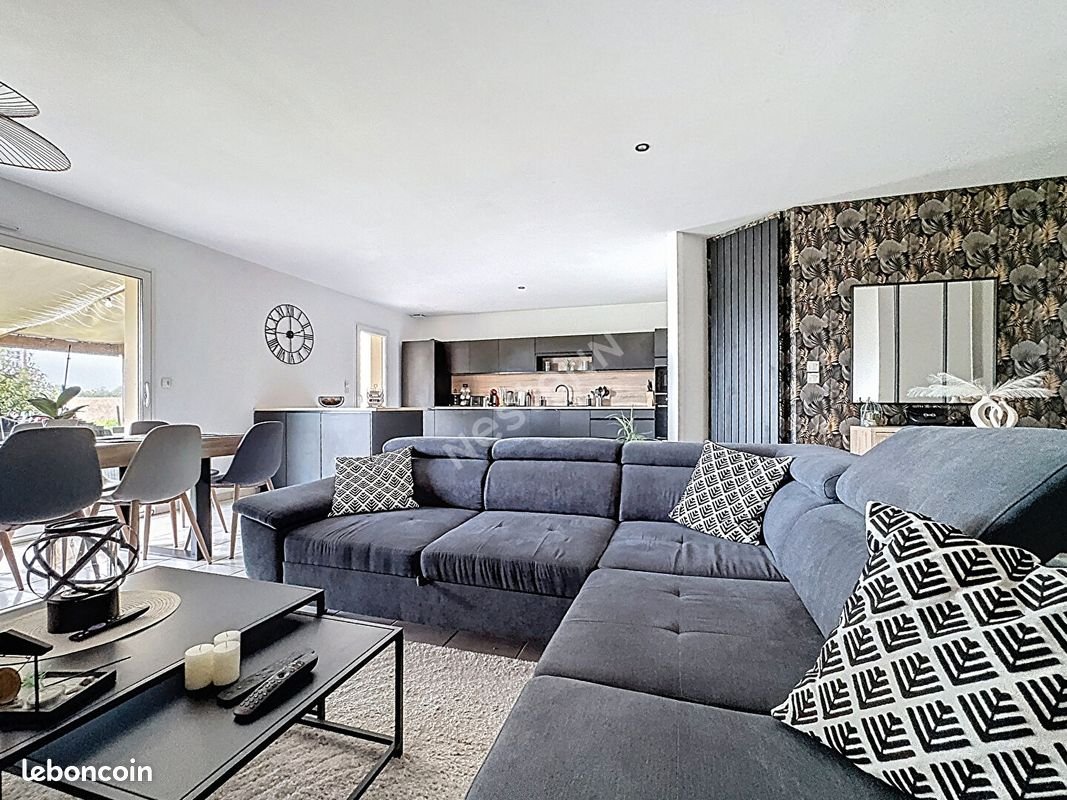 Maison à vendre, 92m², Mésanger