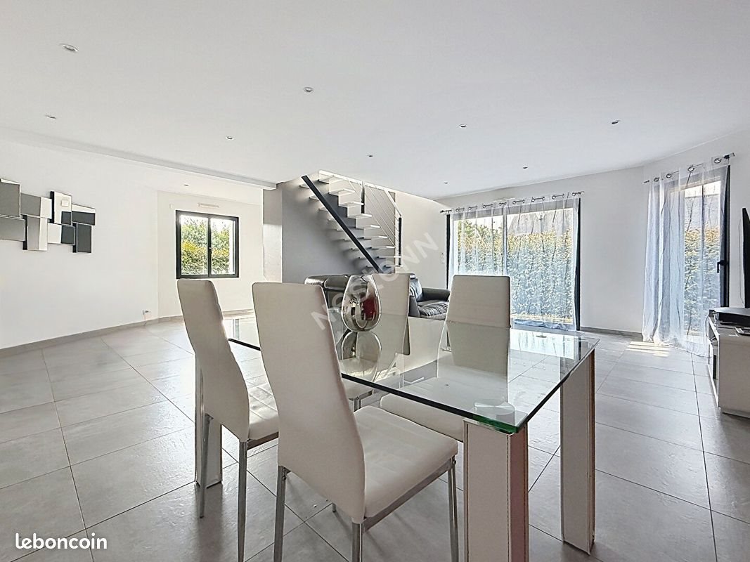 Maison à vendre, 142m², Ligné