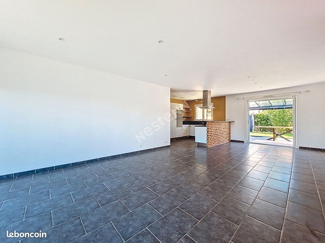 Maison à louer, 91m², Oudon