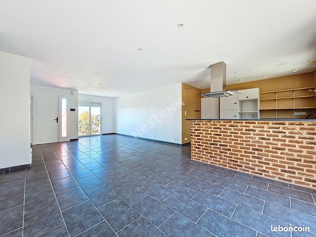 Maison à louer, 91m², Oudon