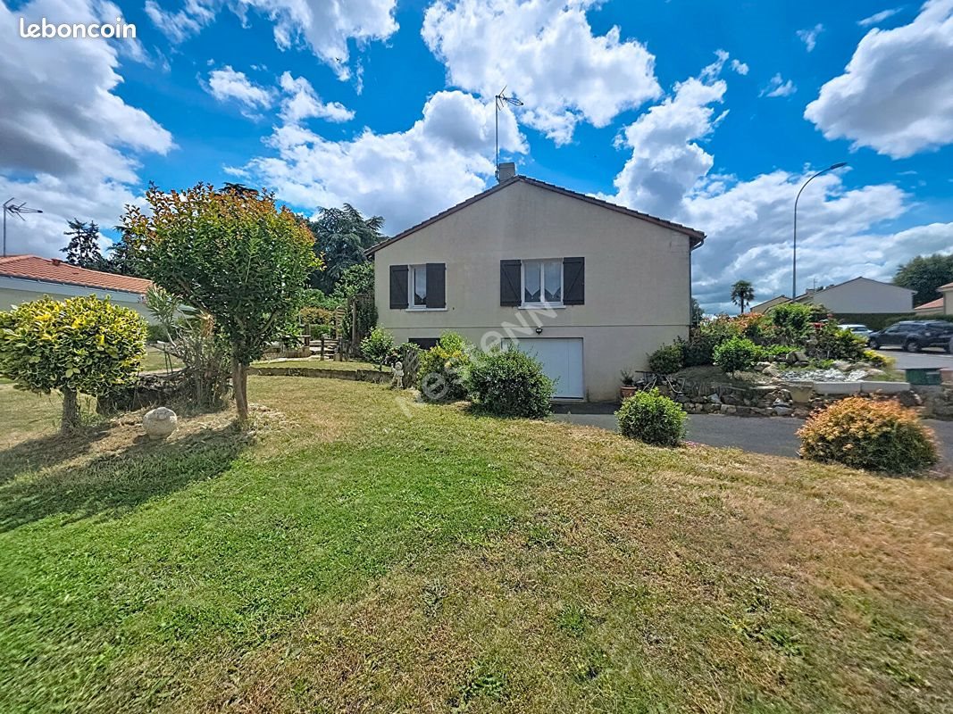 Maison à vendre, 99m², La Chapelle-Saint-Florent