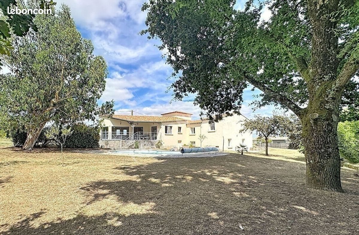 Maison à vendre, 264m², Liré