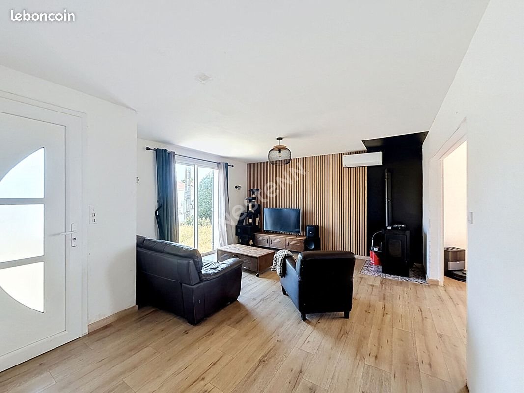 Maison à vendre, 92m², Le Mesnil-en-Vallée